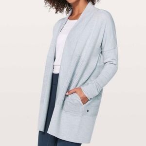 Lululemon Sit In Lotus Wrap Cardigan Sz 4 Merino Wool Yoga Athleisure Split Back